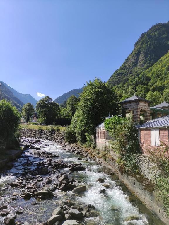 Ceriflor-Le Vignemale Apartamento Cauterets Exterior foto